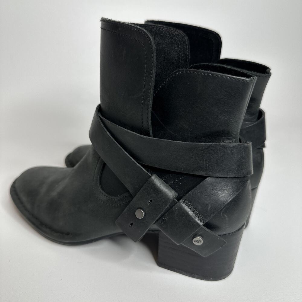 Ugg Elysian Leather Black Ankle Heel Boots Booties Size US 6.5 Womens EUC - Picture 3 of 16